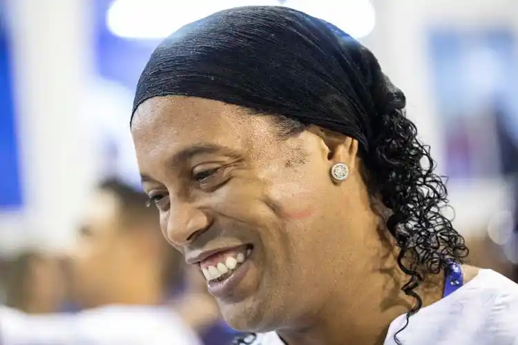 不仅拿下了 不仅拿下了