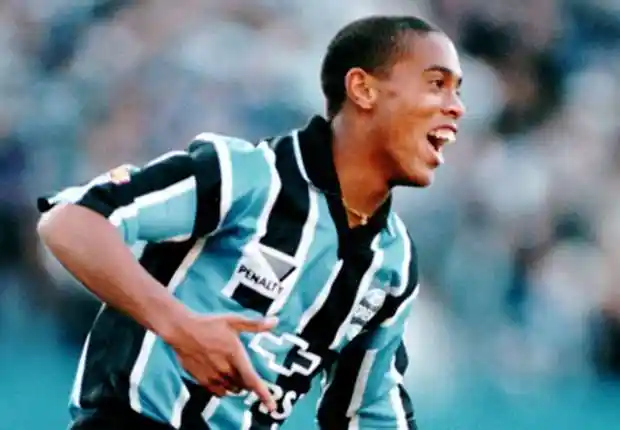 队友的配合 队友的配合