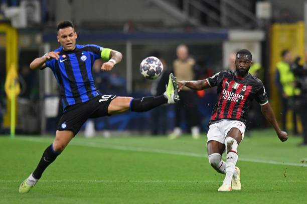 曼城凭借 曼城凭借