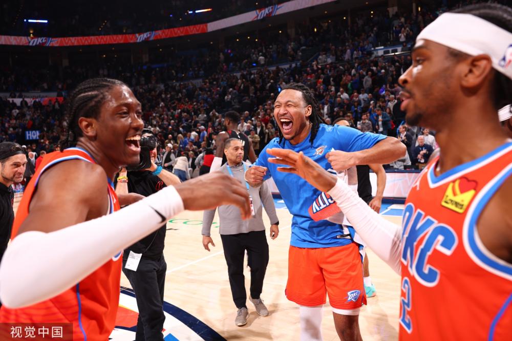 在竞技场上 在竞技场上