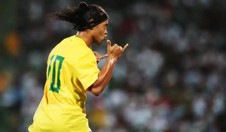 不久前落成 不久前落成